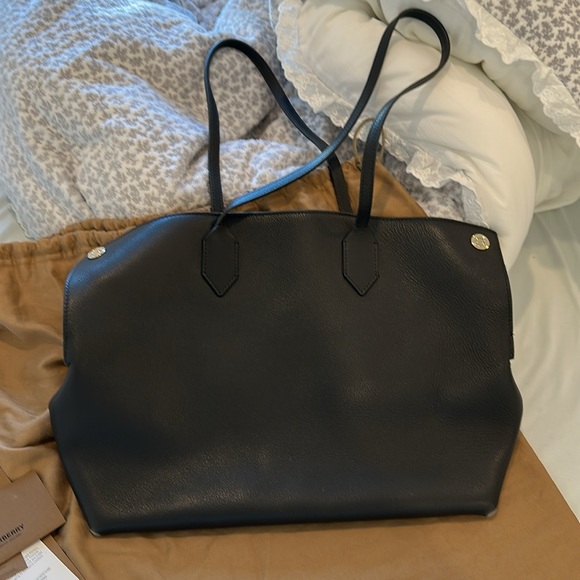 🤩🥳sale Burberry Medium Society Tote - Picture 13 of 15